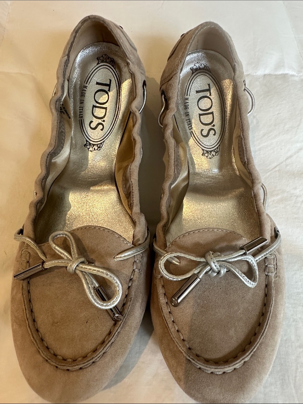 Tod's Taupe Suede Ballet Flats x Condition EU 36.5 / US 6.5 original $900